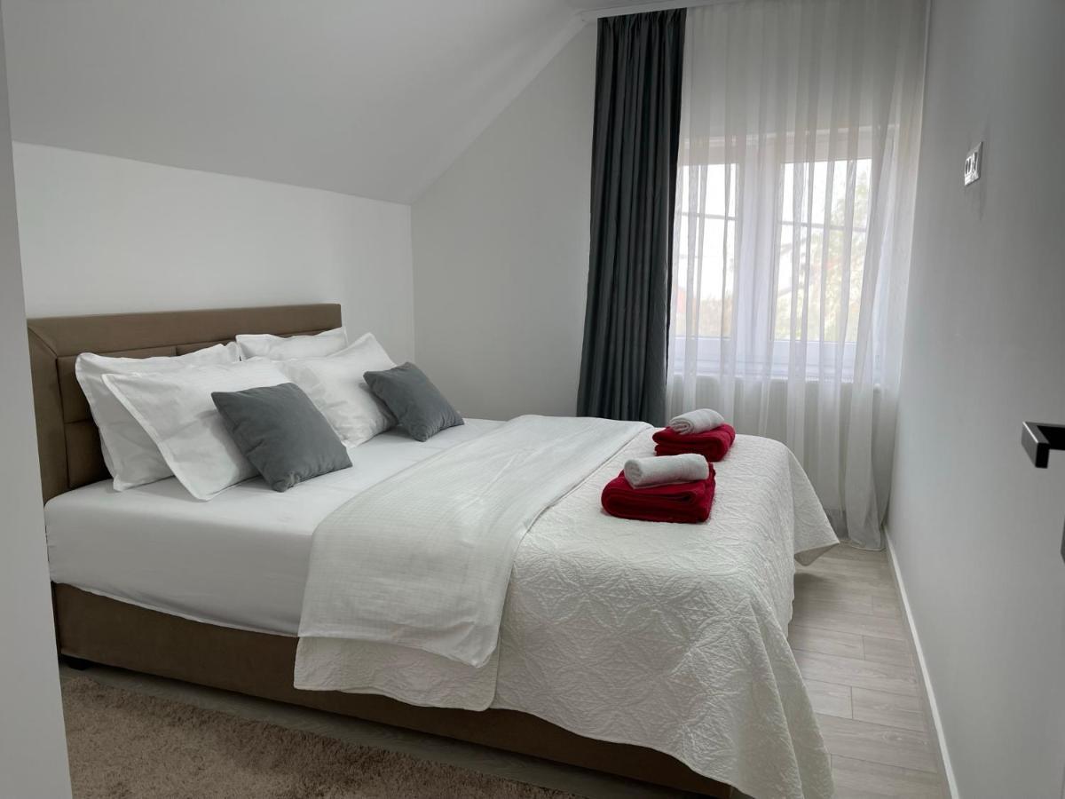 Rozi Apartments Zagabria Esterno foto