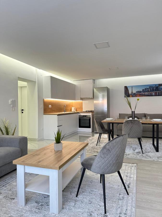 Rozi Apartments Zagabria Esterno foto